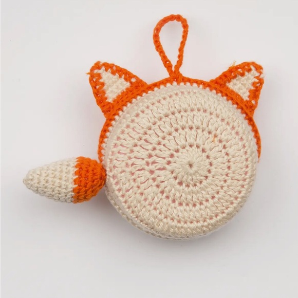 Crochet Fox Retractable Measuring Tape NWT - Picture 3 of 3